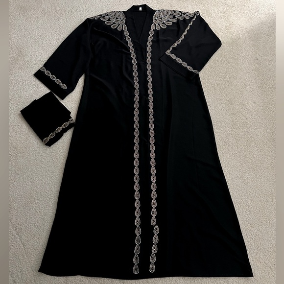 Dresses & Skirts - Beautiful Abaya